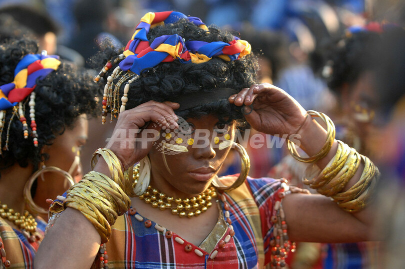 マニラの祭り「アリワン・フィエスタ」、今年も盛大に