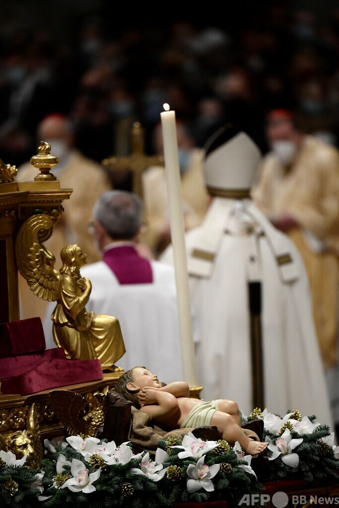 「ささやかなことを大切に」 ローマ教皇、クリスマスイブのミサで呼び掛け