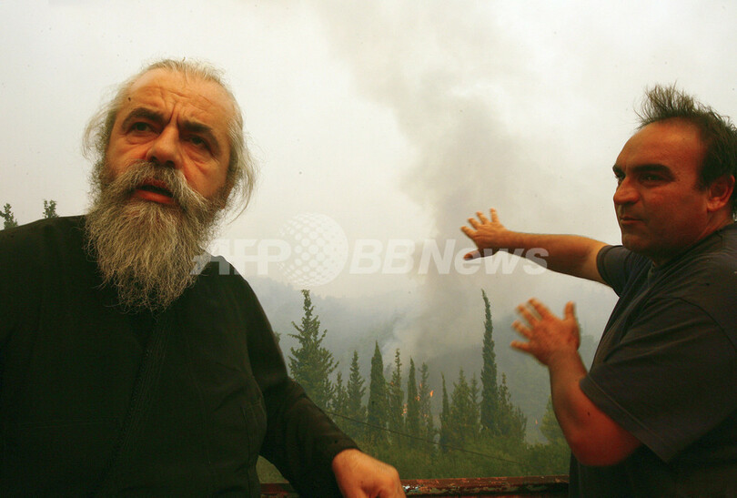 ギリシャの山火事、放火容疑者をテロ容疑でも捜査開始