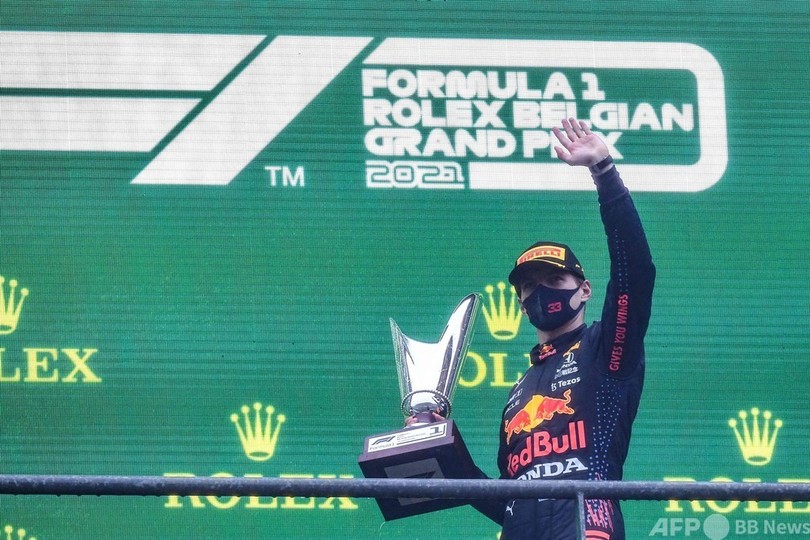 大雨のベルギーGPは史上最短2周で終了 フェルスタッペン優勝