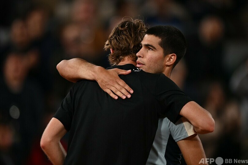 19歳アルカラスが全仏OP16強 ジョコビッチに次ぐ年少記録