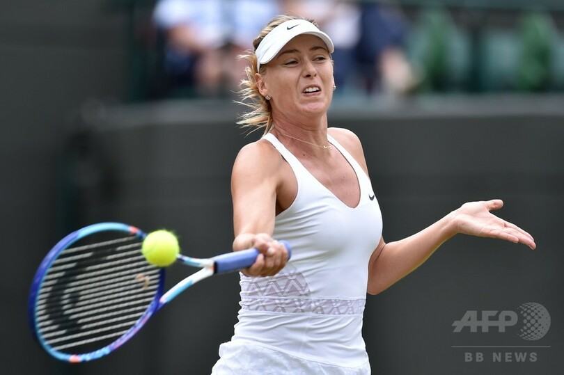 シャラポワ、苦しみながらもベスト8進出 ウィンブルドン選手権