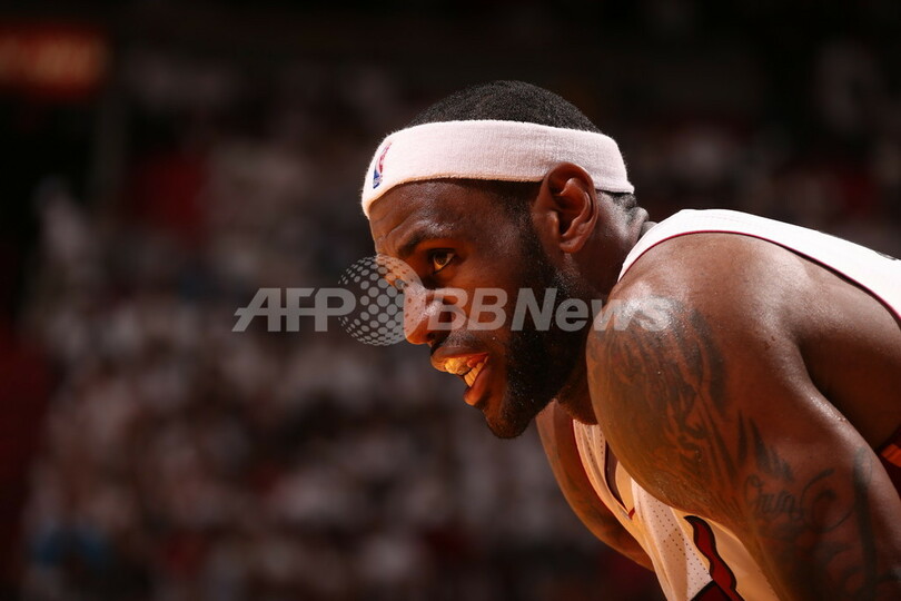 ペイサーズがヒートの攻撃阻み勝利、NBAプレーオフ