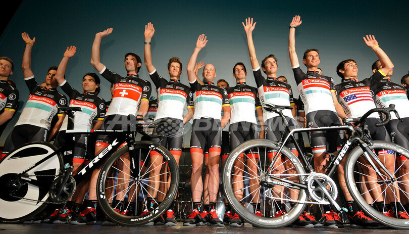 レディオシャック・ニッサンが新体制発表会見